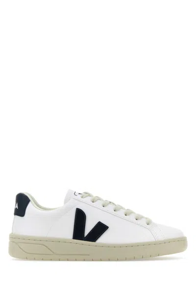 VEJA WHITE LEATHER URCA SNEAKERS