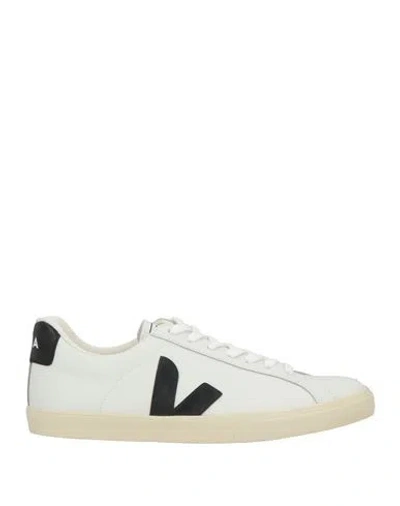 Veja Woman Sneakers White Size 6 Leather