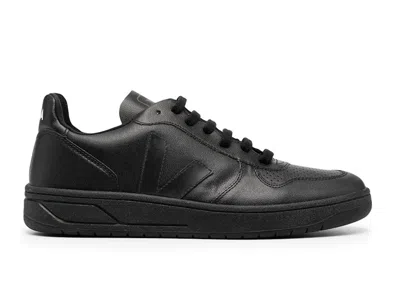 Pre-owned Veja Women's  V10 Cwl Sneakers In Black
