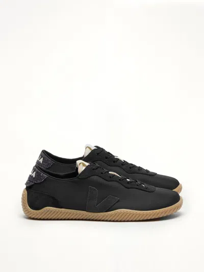 Veja X Baserange Jitsu Sneaker In Black