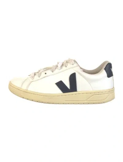 Pre-owned Vejas Leather Sneakers In White