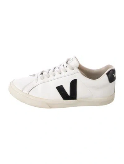 Pre-owned Vejas Leather Sneakers In White