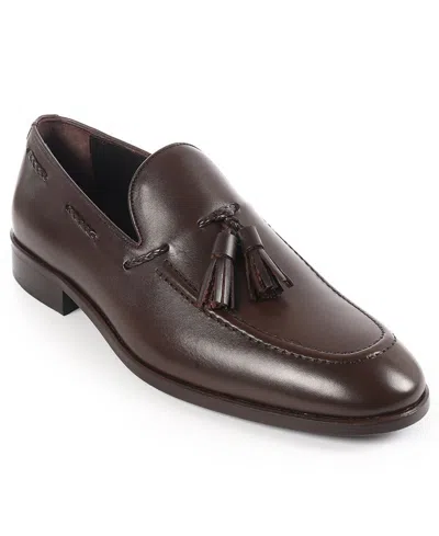 Vellapais Fairfield Tassel Loafer In Brown