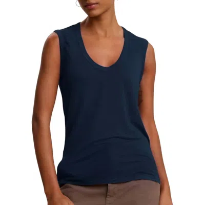 Velvet By Graham & Spencer Anca Linen Knit Tank Top In Navy In Multi