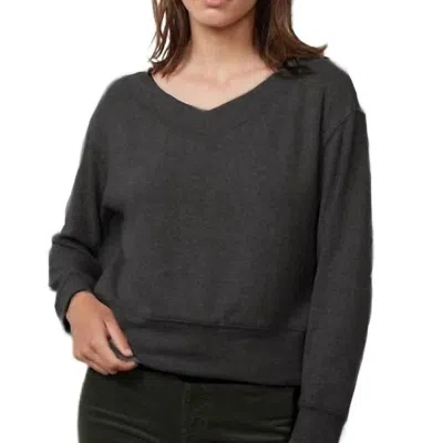 Velvet By Graham & Spencer Sloe Cropped Sweater In Anthracite In Gray