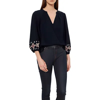 Velvet By Graham & Spencer Womens Embroidered Cotton Tunic Top In Black
