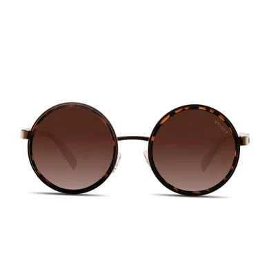 Velvet Eyeware Essie