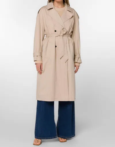 Velvet Heart Pierce Trench Coat In Quin