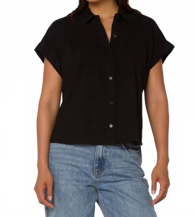 Velvet Heart Xander Button Up Top In Blk In Black