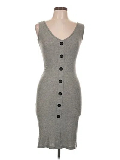 Pre-owned Velvet Torch Casual Dress In Gray