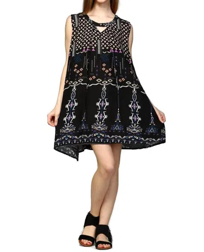 Velzera Sleeveless Keyhole Dress In Black