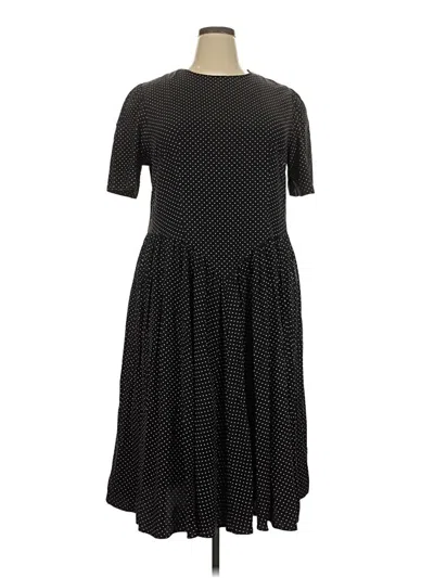 Pre-owned Venezia Casual Dress In Black