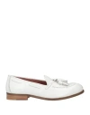 Veni Shoes Woman Loafers White Size 6 Leather In White