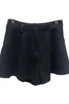 Venti6 Lizzette Suede Flared Shorts In Black In Black
