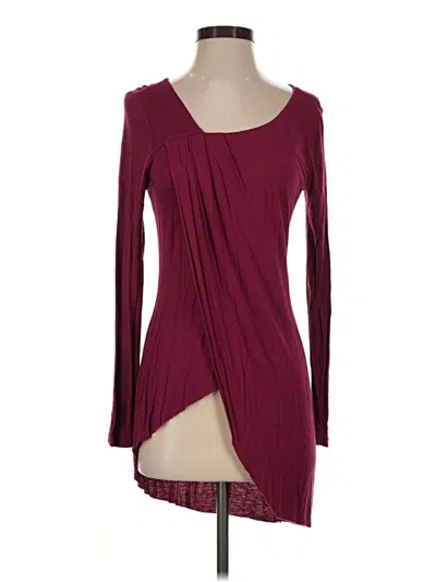 Pre-owned Venus 3/4 Sleeve T-shirt In Burgundy