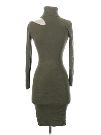Pre-owned Venus Casual Dress In Green