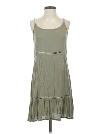 Pre-owned Venus Casual Dress In Green