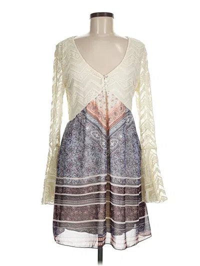 Pre-owned Venus Casual Dress In Ivory