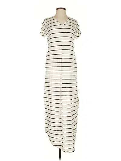 Pre-owned Venus Casual Dress In White