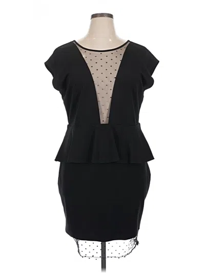 Pre-owned Venus Cocktail Dress In Black
