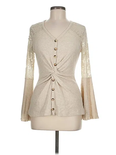 Pre-owned Venus Long Sleeve T-shirt In Ivory