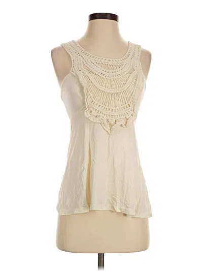 Pre-owned Venus Sleeveless Blouse In Ivory