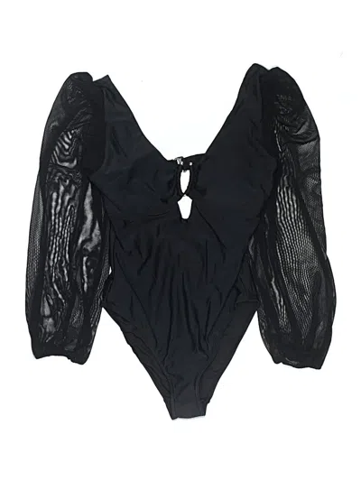 Pre-owned Venus Swimsuit Top Black Solid Pattern Swimwear