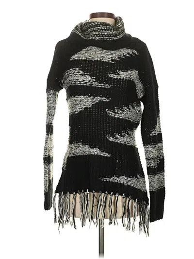 Pre-owned Venus Turtleneck Sweater In Black