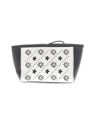 Pre-owned Vera Bradley Clutch In White