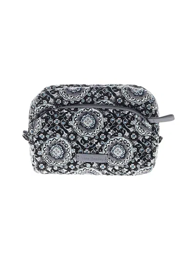 Pre-owned Vera Bradley Makeup Bag In Gray