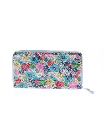 Pre-owned Vera Bradley Makeup Bag In Silver