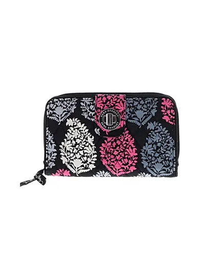 Pre-owned Vera Bradley Wallet In Black
