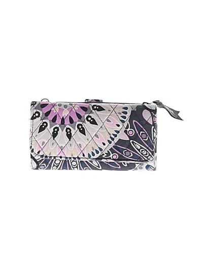 Pre-owned Vera Bradley Wallet In Gray