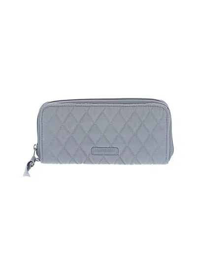 Pre-owned Vera Bradley Wallet In Gray