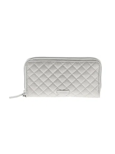 Pre-owned Vera Bradley Wallet In Silver