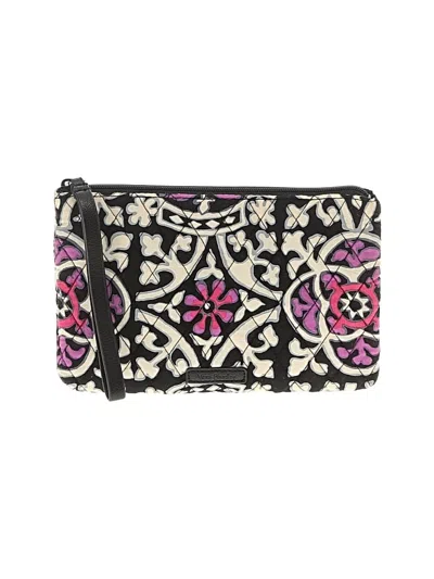 Pre-owned Vera Bradley Wristlet In Black
