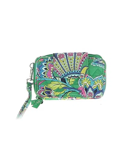 Pre-owned Vera Bradley Wristlet In Green