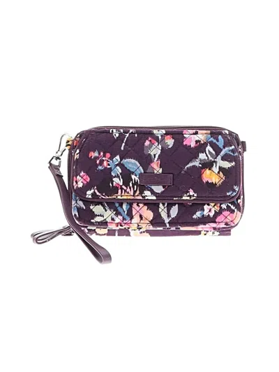 Pre-owned Vera Bradley Wristlet In Purple