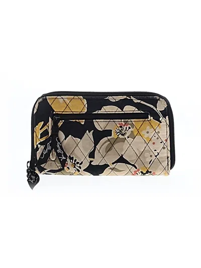 Pre-owned Vera Bradley Wristlet In White