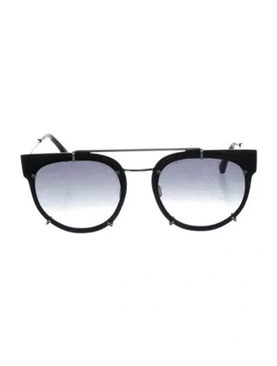 Pre-owned Vera Wang Aviator Gradient Sunglasses In Black