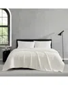 Vera Wang Chenille Jacquard Bonded Plush Blanket In White