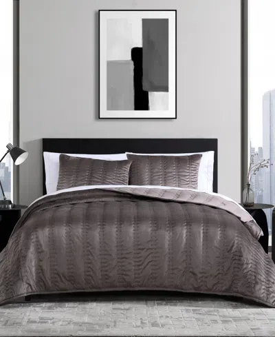 VERA WANG CLOSEOUT! VERA WANG LINEAR STITCH VELVET 3-PC. QUILT SET, KING