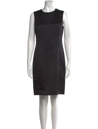 Pre-owned Vera Wang Crew Neck Knee-length Dress In Black