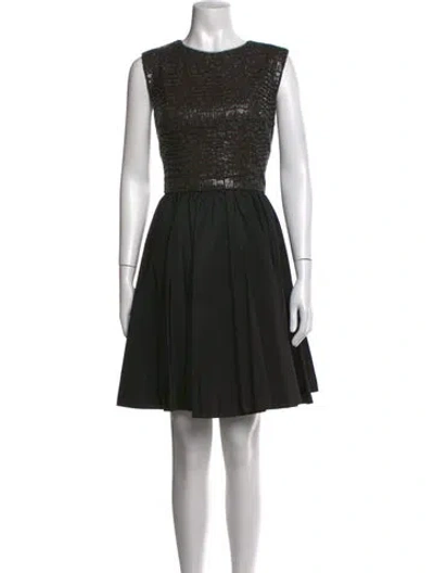 Pre-owned Vera Wang Crew Neck Mini Dress In Black