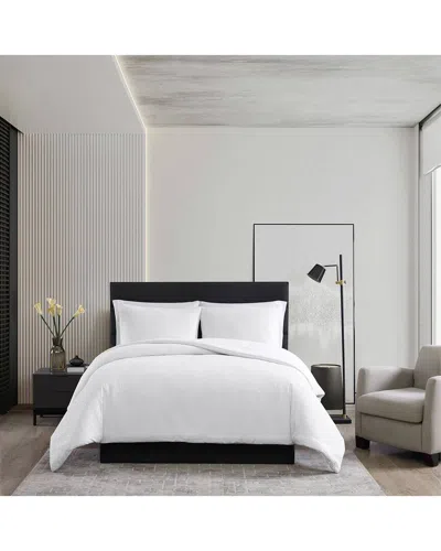 Vera Wang Duvet Set In White
