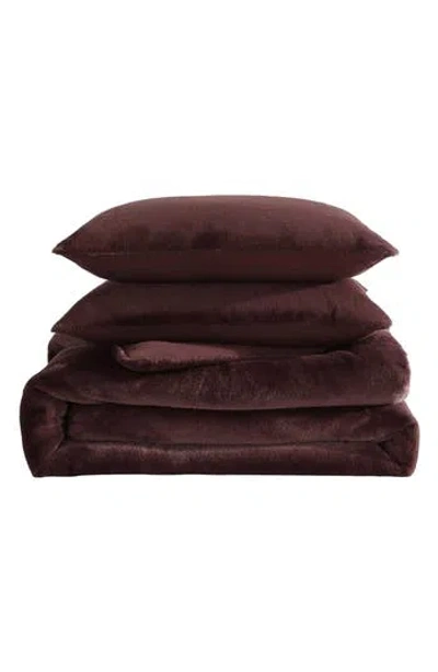 Vera Wang Faux Fur Comforter & Sham Set In Burgundy