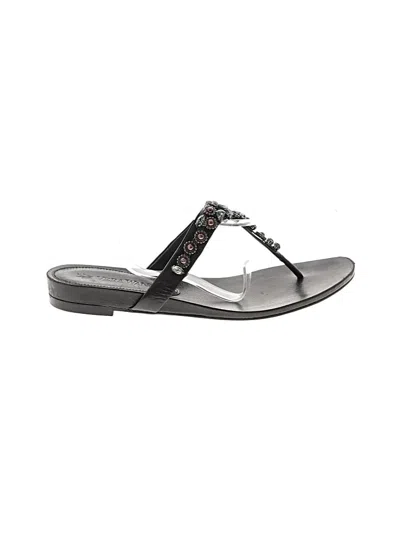 Pre-owned Vera Wang Flip Flops In Black
