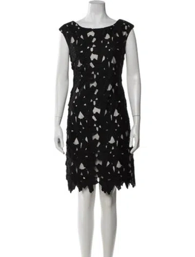 Pre-owned Vera Wang Floral Print Knee-length Dress In Black