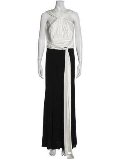 Pre-owned Vera Wang Halterneck Long Dress In White