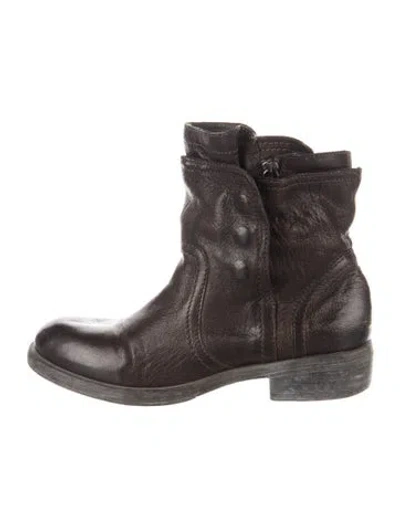 Pre-owned Vera Wang Leather Boots In Brown